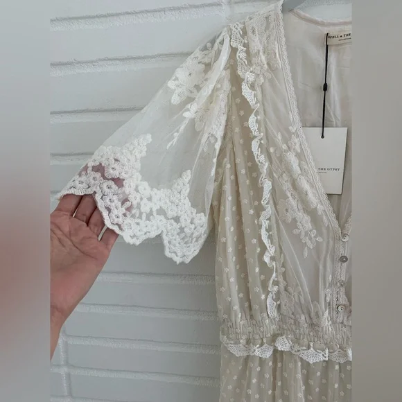 NWT Spell Dawn Lace Gown - L - Picture 9 of 16